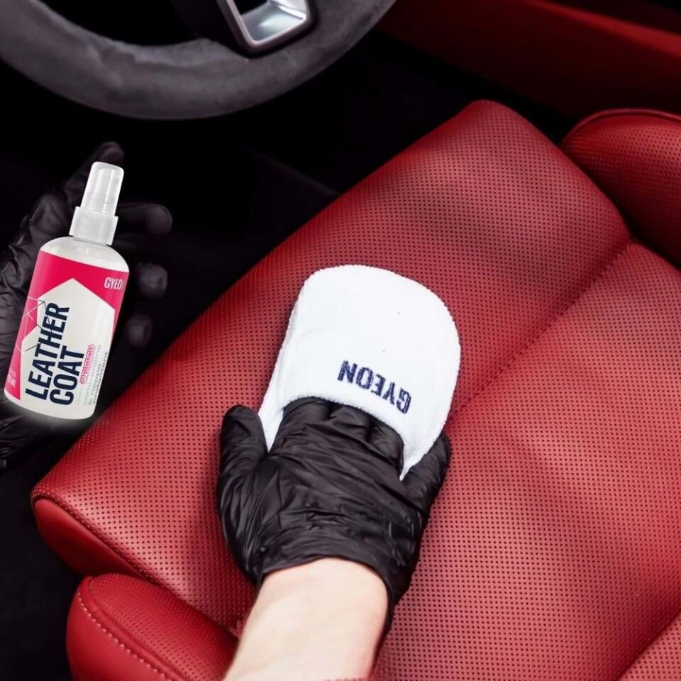 GYEON Q² Leather Coat Deri Yüzeyler İçin Bakım ve Koruma 120 ml